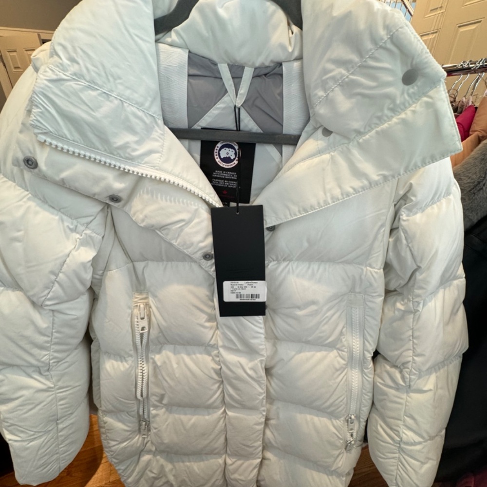 NWT Canada Goose Byward Parka